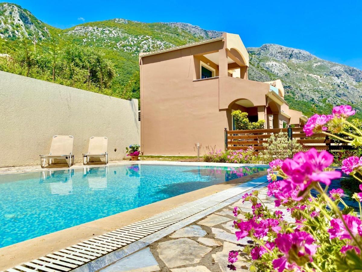 Villa Barbati Dream With Private Pool By Dadovillas Pyrgi  Экстерьер фото